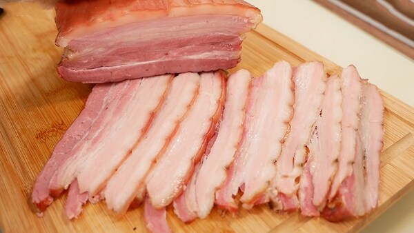 Bacon là gì